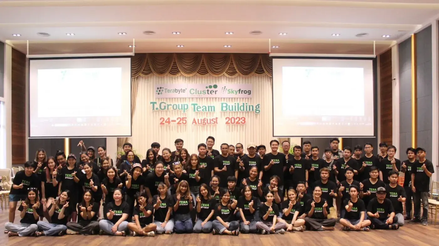 SKYFROG-ร่วมกิจกรรม Team Building ปลูกป่า-บริจาคสิ่งของและมอบทุนการศึกษา